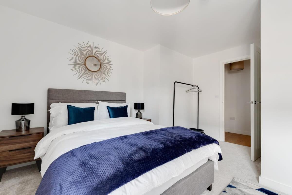 1 Bed Modern Apartment In A Converted Mill Leeds  Esterno foto